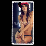 Coque Sony Xperia Z Charmante brune avec casquette rouge