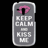 Coque Samsung Galaxy S3 Mini Keep Calm Kiss me Gris