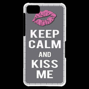Coque Blackberry Z10 Keep Calm Kiss me Gris