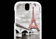Coque HTC One SV Tour Eiffel rouge sur fond en noir et blanc