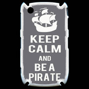 Coque Blackberry 8520 Keep Calm Be a Pirate Gris