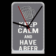 Pendule de bureau Keep Calm Have a beer Gris