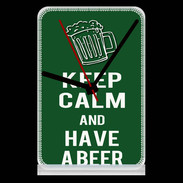 Pendule de bureau Keep Calm Have a beer Vert