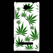 Coque HTC Windows Phone 8S Feuille de cannabis sur fond blanc