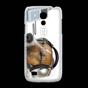 Coque Samsung Galaxy S4mini Chien écoutant de la musique