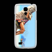 Coque Samsung Galaxy S4mini Sieste contre un palmier sur la plage