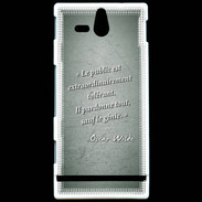 Coque Sony Xperia U Public génie Vert Citation Oscar Wilde