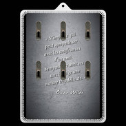 Porte clés Sympathiser Noir Citation Oscar Wilde