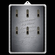 Porte clés Tentation Noir Citation Oscar Wilde
