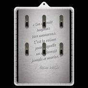 Porte clés Toujours amoureux Gris Citation Oscar Wilde