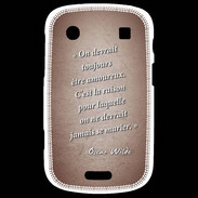 Coque Blackberry Bold 9900 Toujours amoureux Rouge Citation Oscar Wilde