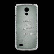 Coque Samsung Galaxy S4mini Aimer Vert Citation Oscar Wilde