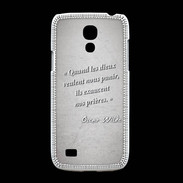 Coque Samsung Galaxy S4mini Dieux prières Gris Citation Oscar Wilde