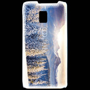 Coque LG P990 Montagne enneigée et ensoleillée