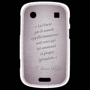 Coque Blackberry Bold 9900 Les livres Rose Citation Oscar Wilde