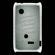 Coque Sony Xperia Typo La musique Vert Citation Oscar Wilde