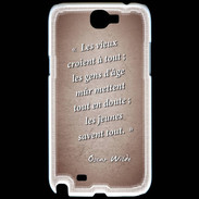 Coque Samsung Galaxy Note 2 Les vieux Rouge Citation Oscar Wilde