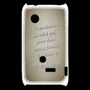 Coque Sony Xperia Typo Pessimiste Sepia Citation Oscar Wilde