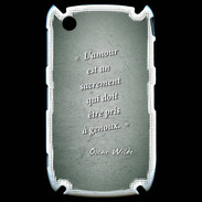 Coque Blackberry 8520 Sacrement amour Vert Citation Oscar Wilde