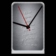 Pendule de bureau Cartes gagnantes Noir Citation Oscar Wilde