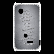 Coque Sony Xperia Typo Gens attrayants Noir Citation Oscar Wilde
