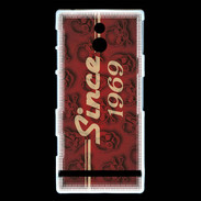 Coque Sony Xperia P Since crane rouge 1969