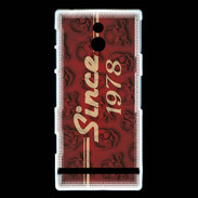 Coque Sony Xperia P Since crane rouge 1978