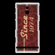 Coque Sony Xperia P Since crane rouge 1974