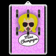 Porte clés Miss Champagne Blonde