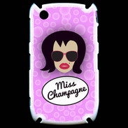 Coque Blackberry 8520 Miss Champagne Brune