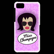 Coque Blackberry Z10 Miss Champagne Brune