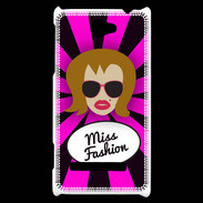 Coque HTC Windows Phone 8S Miss Fashion Rousse