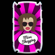 Coque Blackberry 8520 Miss Shopping Chatain