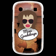 Coque Blackberry Bold 9900 Miss Guadeloupe Chatain