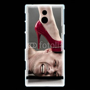 Coque Sony Xperia P Homme sous escarpin 2