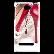 Coque HTC Windows Phone 8S Escarpins rouges et perles