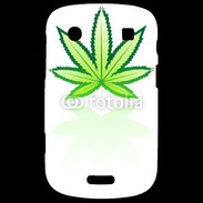 Coque Blackberry Bold 9900 Feuille de cannabis 2