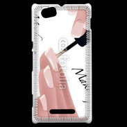 Coque Sony Xperia M Pose de vernis esthéticienne