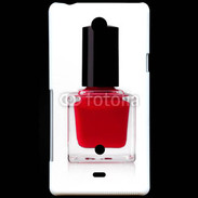 Coque Sony Xperia T Vernis rouge esthéticienne