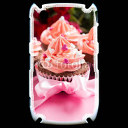 Coque Blackberry 8520 Cupcake et ruban rose