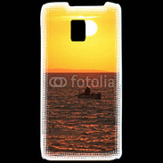 Coque LG P990 Levé de soleil et bateau de pêche en mer