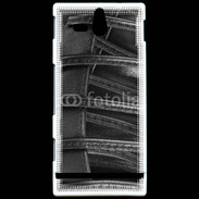 Coque Sony Xperia U lacets cuir