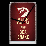 Pendule de bureau Keep Calm and Be a Snake Rouge