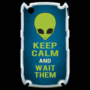 Coque Blackberry 8520 Keep Calm and Wait Alien Bleu