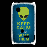 Coque Sony Xperia Typo Keep Calm and Wait Alien Bleu