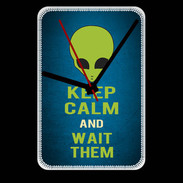 Grande pendule murale Keep Calm and Wait Alien Bleu