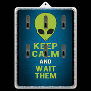 Porte clés Keep Calm and Wait Alien Bleu