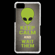 Coque Blackberry Z10 Keep Calm and Wait Alien Gris
