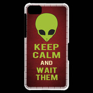 Coque Blackberry Z10 Keep Calm and Wait Alien Rouge