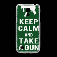 Coque Samsung Galaxy S4mini Keep Calm Take a gun Vert